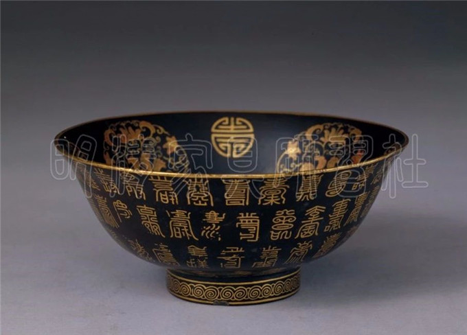 故宫博物院现藏日本漆器一千余件，如何解释这种现象？|家具篇- 南京 