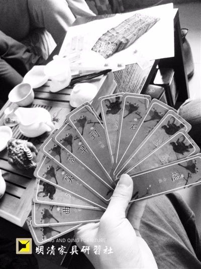 蔣念慈:「詩牌」古代騷人墨客的游戲 | 研習(xí)專欄 蔣念慈:「詩牌」古代騷人墨客的游戲 | 研習(xí)專欄