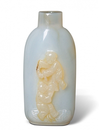 玛瑙人上人鼻烟壶